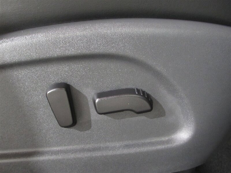 Used 2023 Nissan Murano SV image 85