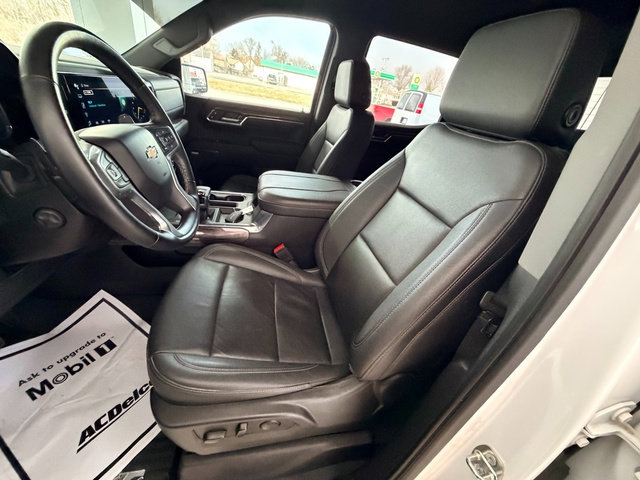 Used 2023 Chevrolet Silverado 1500 LTZ AWD/4WD image 14
