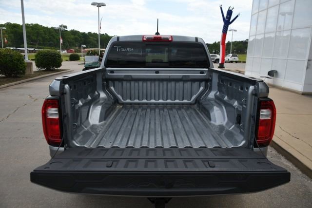 Used 2025 GMC Canyon AT4 w/ AT4 Premium Package image 9