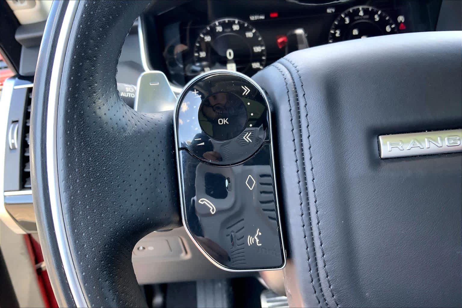 Used 2018 Land Rover Range Rover Sport HSE Dynamic AWD/4WD image 24
