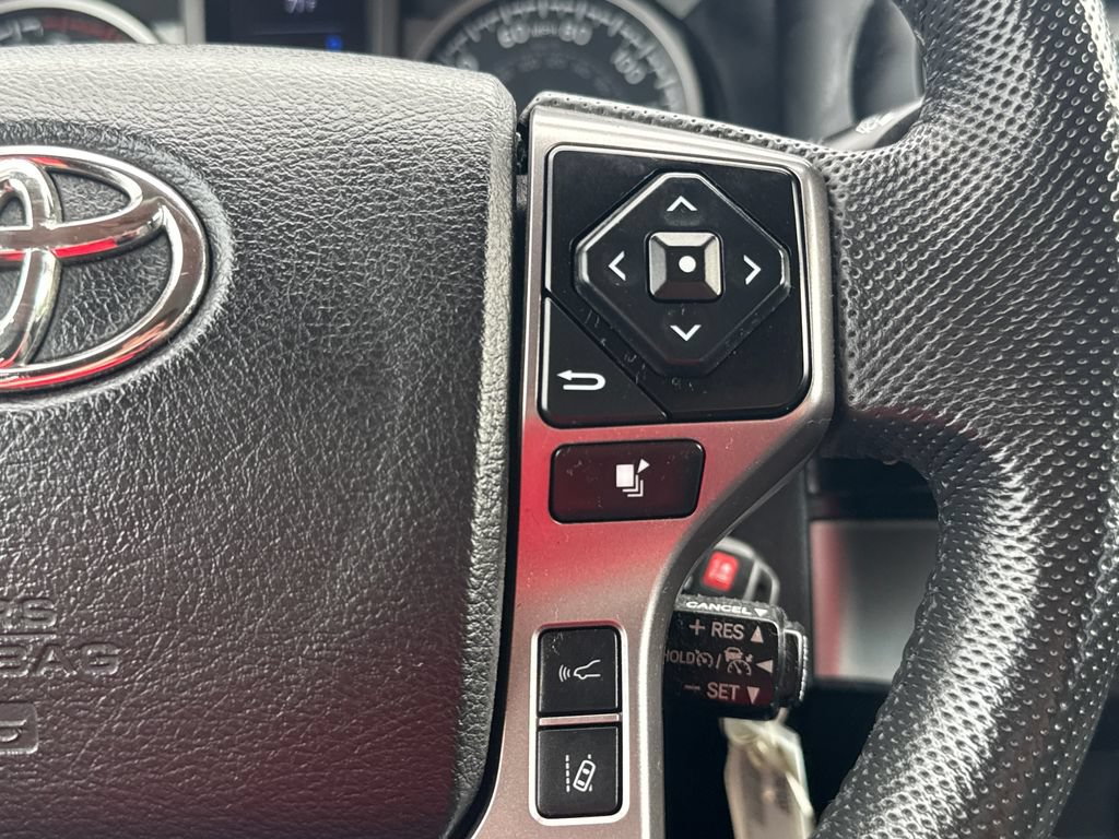 Used 2022 Toyota Tacoma SR5 RWD image 21