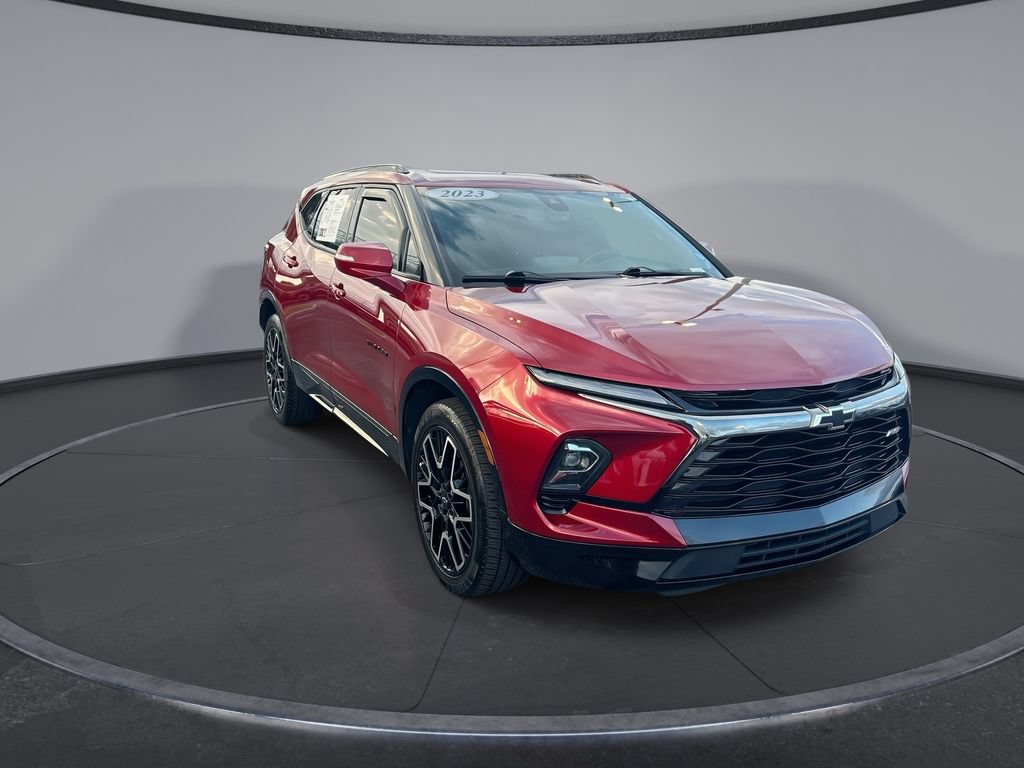 Used 2023 Chevrolet Blazer RS w/ Enhanced Convenience Package FWD image 12