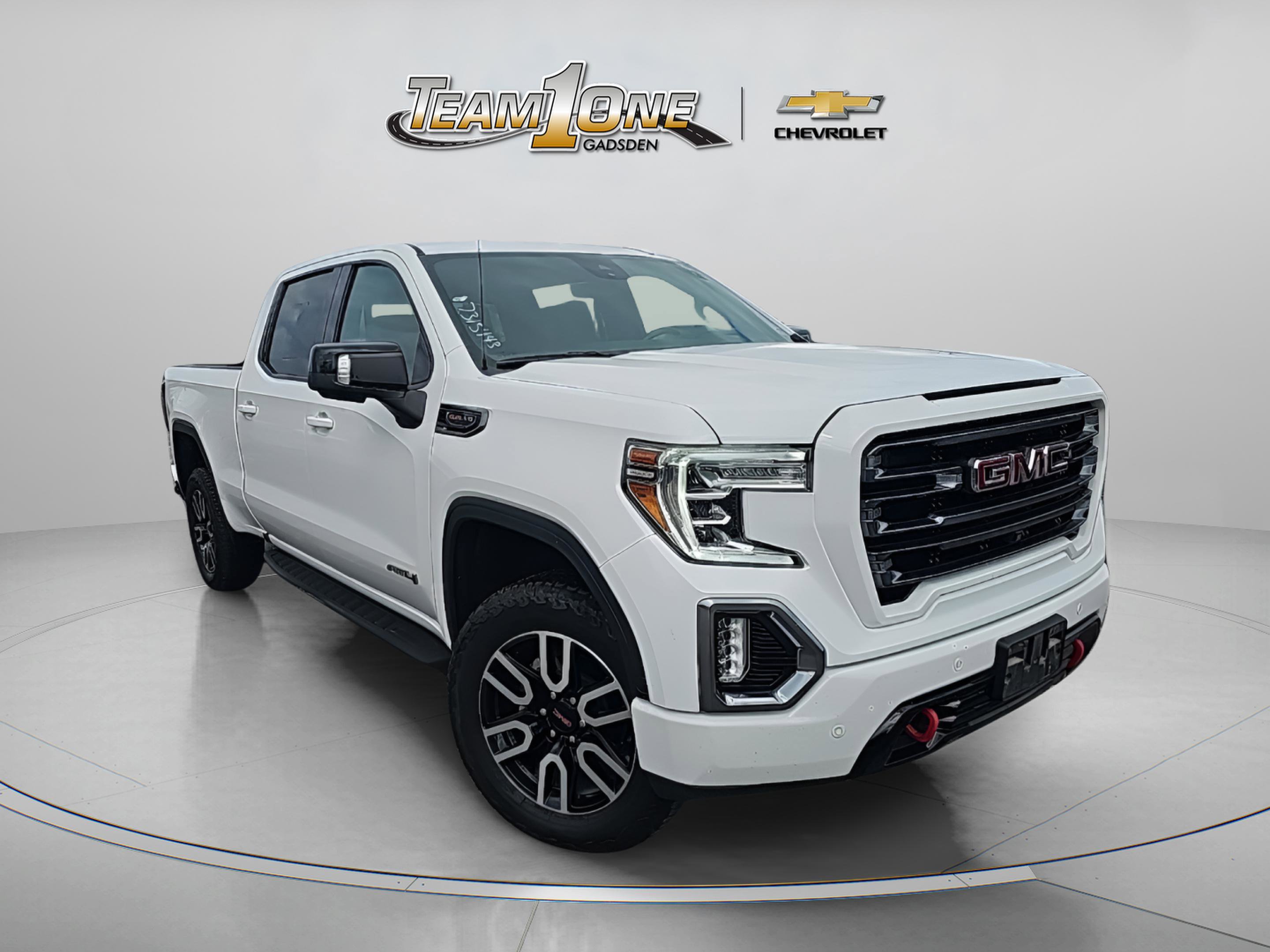 Used 2022 GMC Sierra 1500 AT4 w/ Technology Package image 1