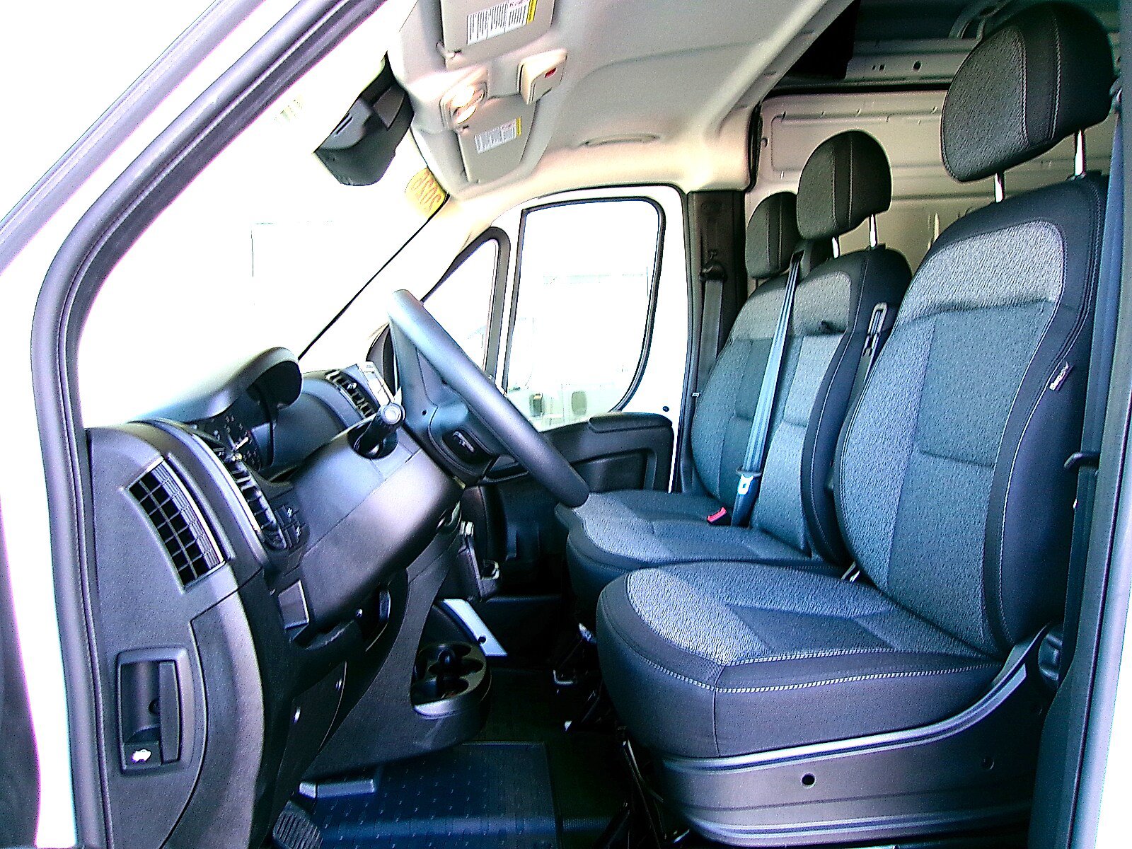 New 2026 RAM ProMaster 2500 FWD image 14