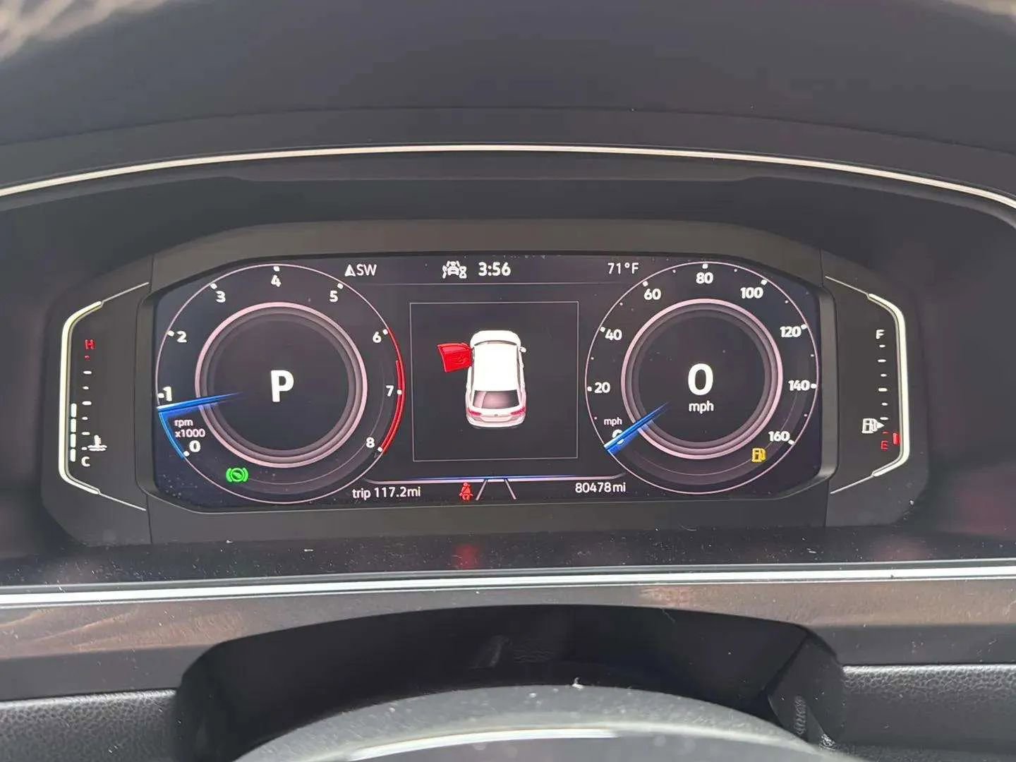 Used 2021 Volkswagen Tiguan SEL image 28