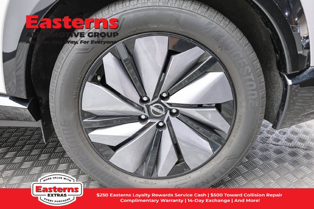 Used 2023 Nissan Ariya FWD image 9