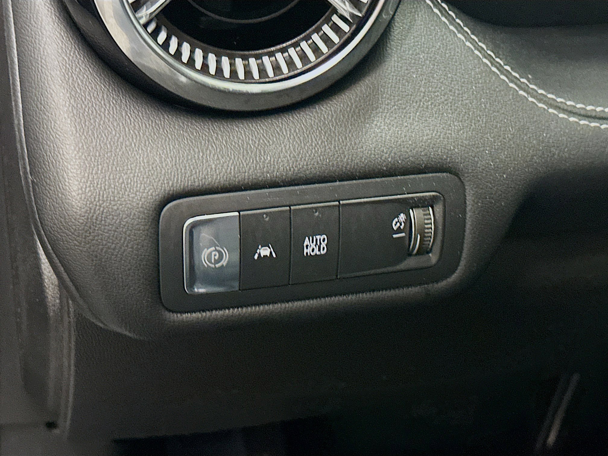 Used 2024 Chevrolet Blazer EV LT image 17