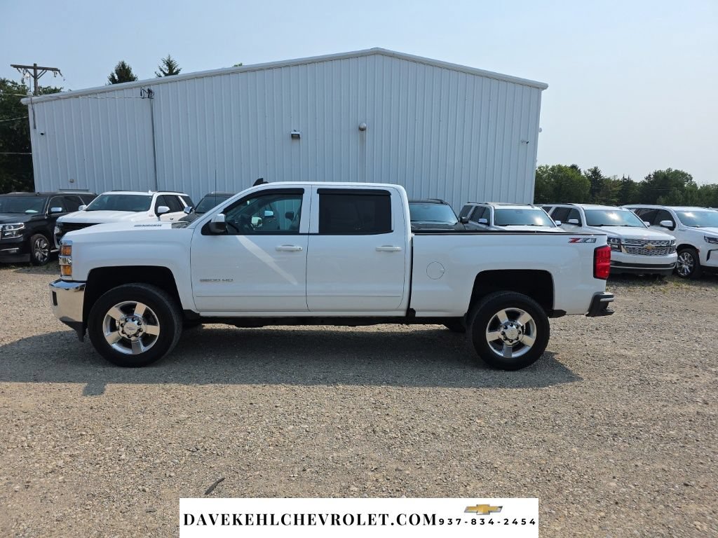 Used 2019 Chevrolet Silverado 2500 LT w/ LT Convenience Package AWD/4WD image 2
