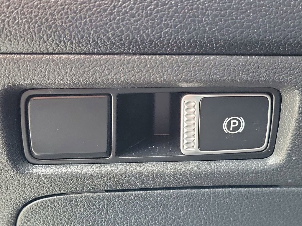 Used 2023 Hyundai Santa Fe SEL image 24