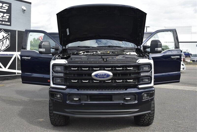 Used 2024 Ford F350 Platinum image 38