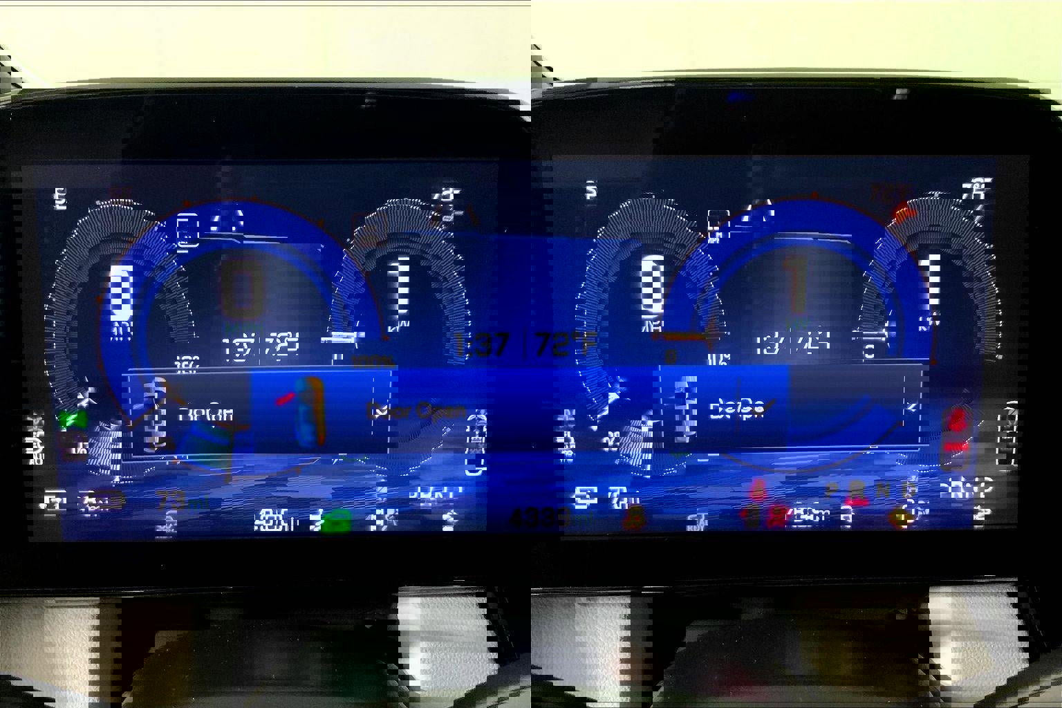 Used 2025 Chevrolet Equinox EV LT FWD image 20