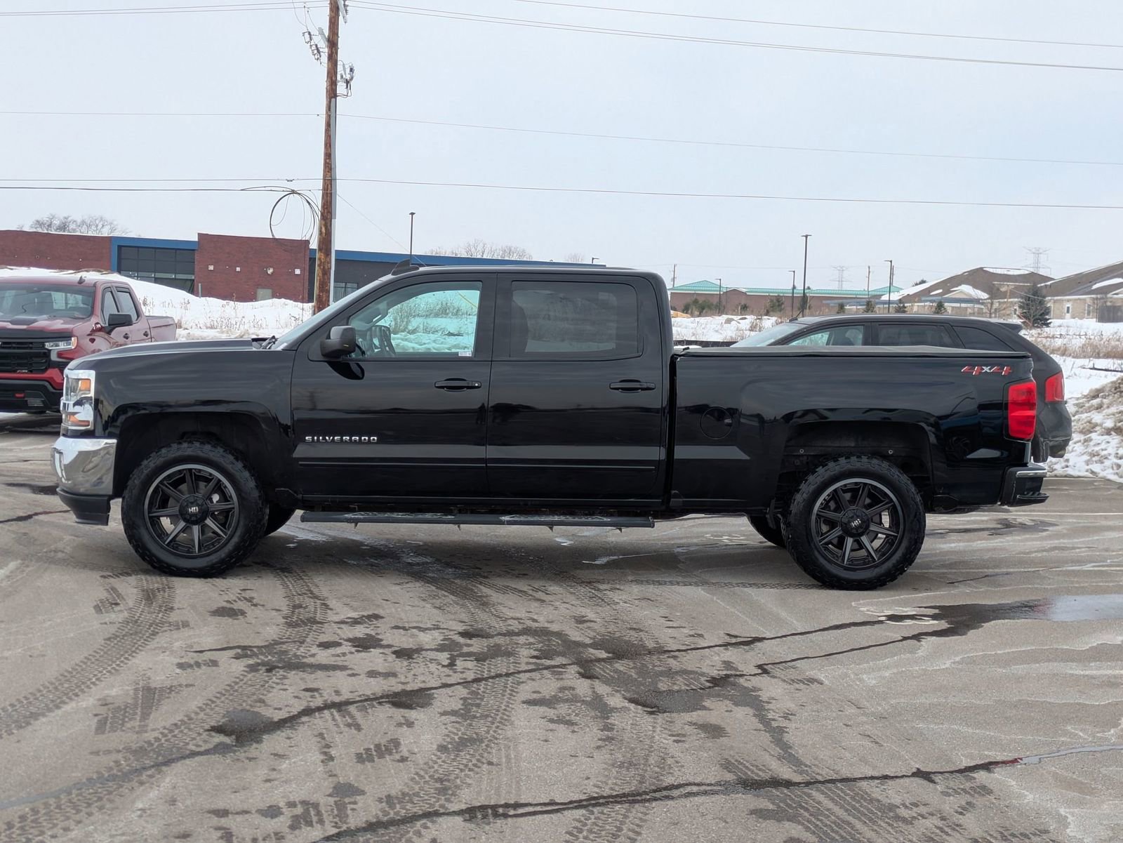 Used 2018 Chevrolet Silverado 1500 LT w/ True North Edition image 2