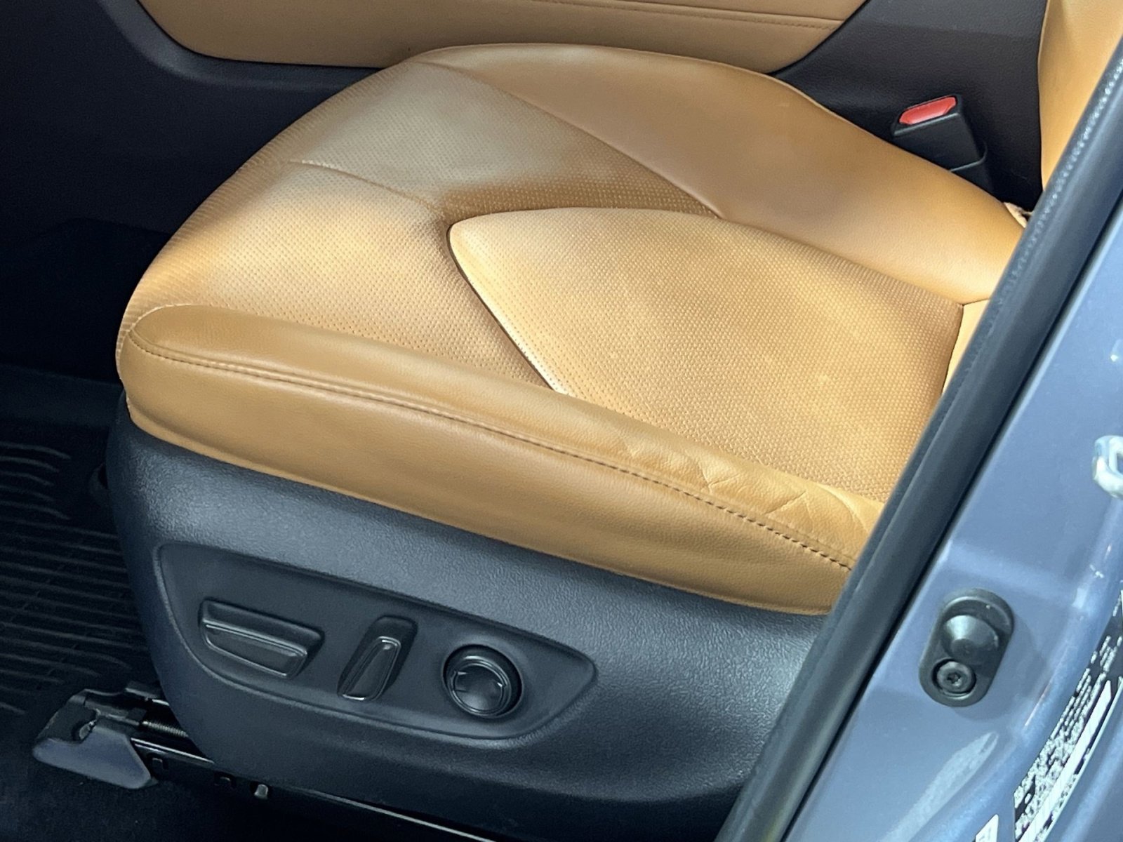 Used 2022 Toyota Highlander Platinum image 14