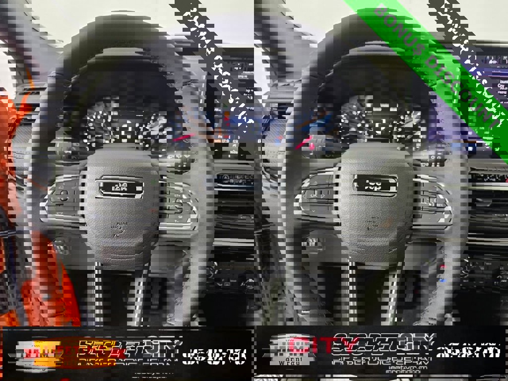 New 2026 Jeep Compass Latitude image 15