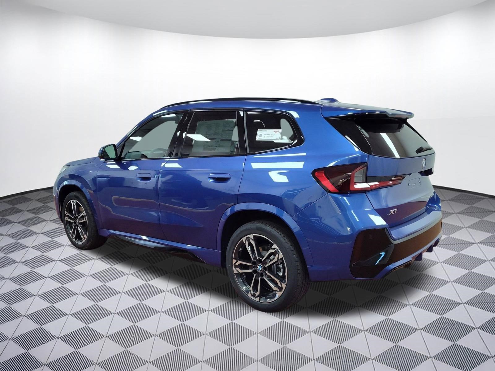 Used 2026 BMW X1 xDrive28i image 3