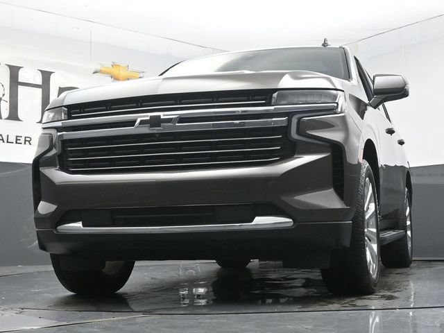 Used 2021 Chevrolet Tahoe LT w/ LT Signature Package AWD/4WD image 4