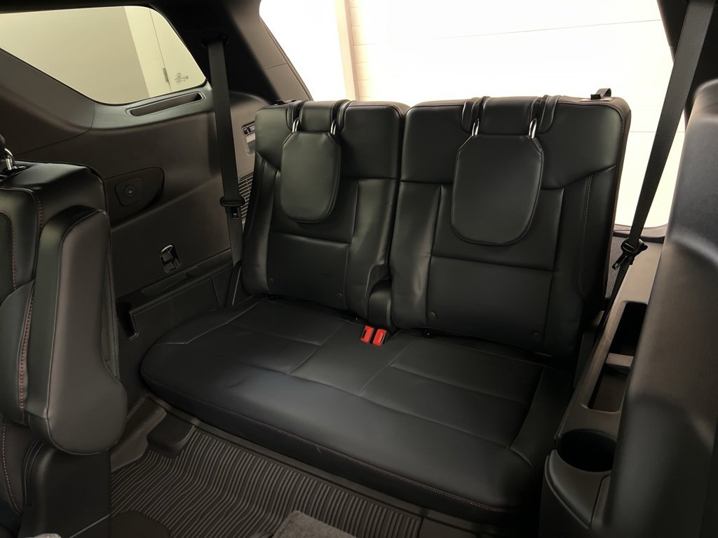 New 2026 Ford Explorer ST image 32