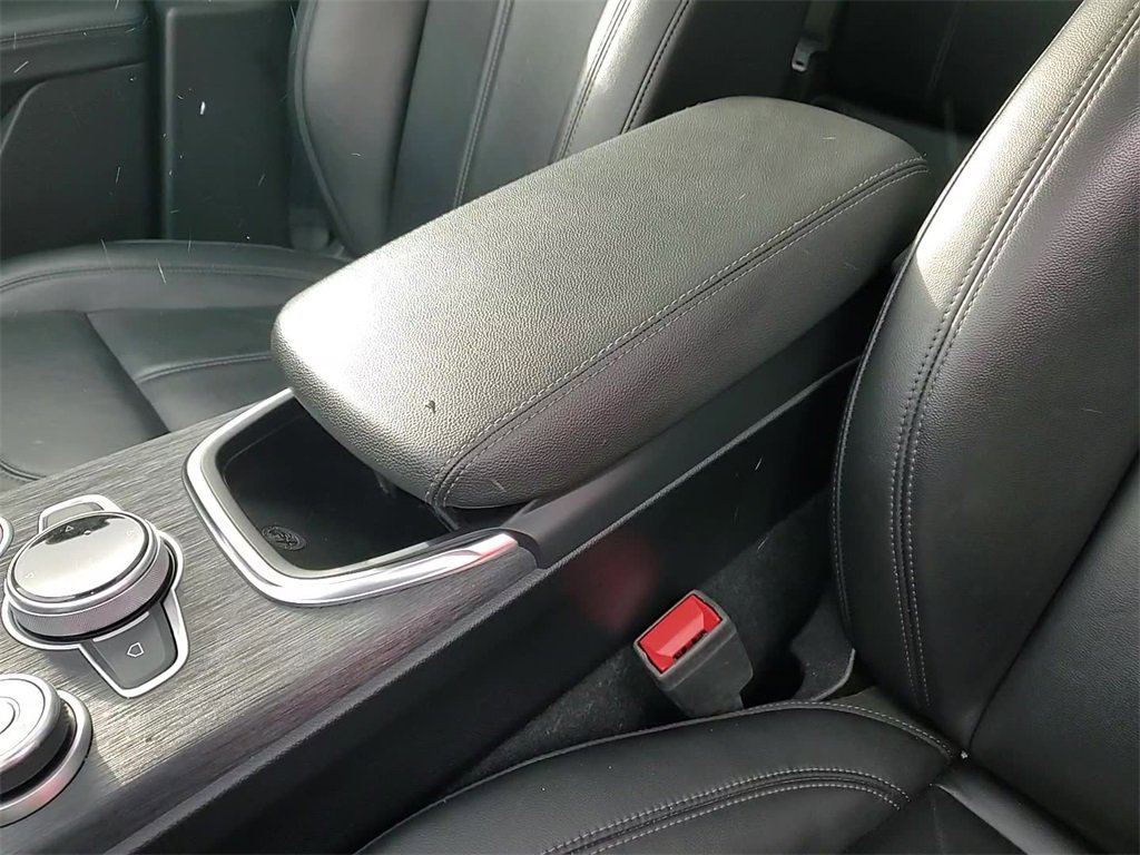 Used 2020 Alfa Romeo Stelvio Base w/ Cold Weather Package image 19
