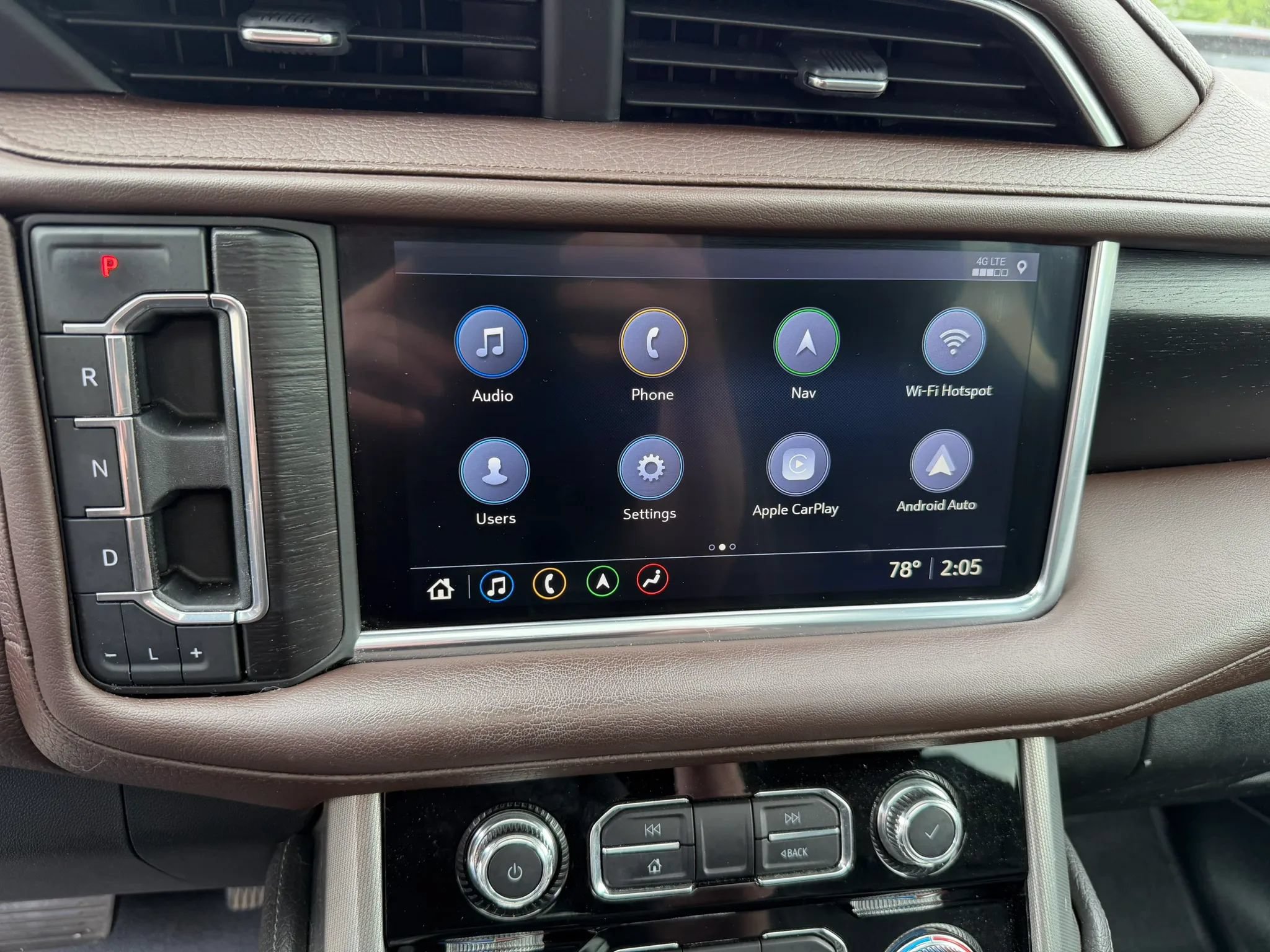 Used 2021 GMC Yukon XL Denali w/ Denali Premium Package AWD/4WD image 21