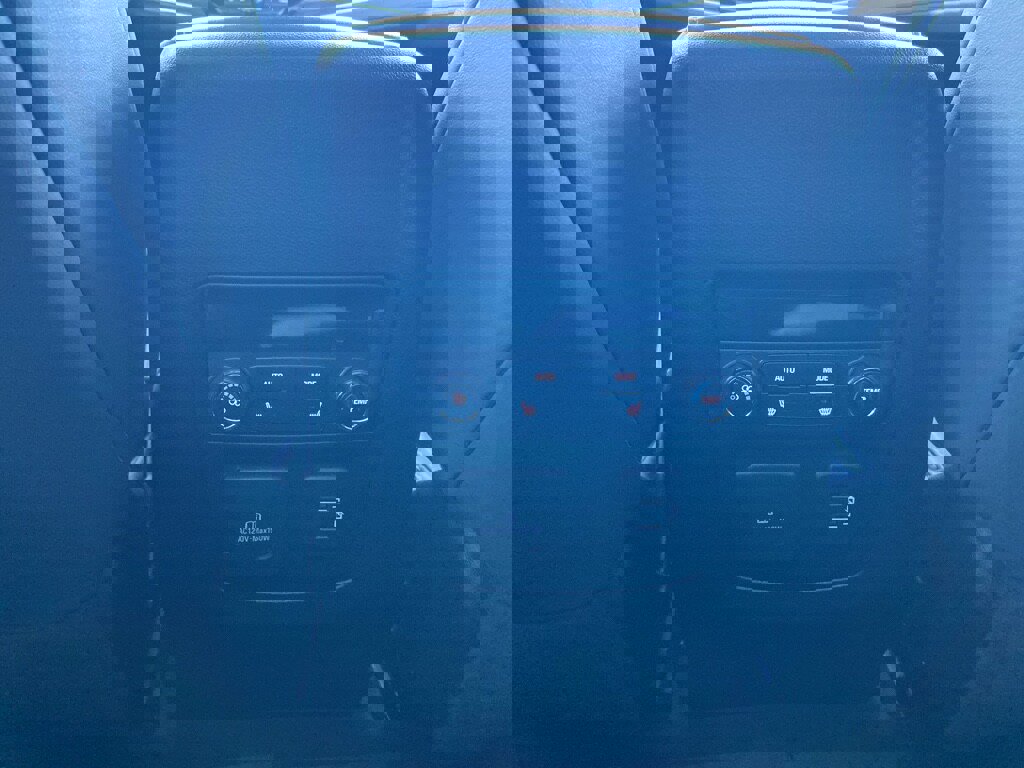 Used 2021 Buick Enclave Premium w/ Sun and Sites Package image 33