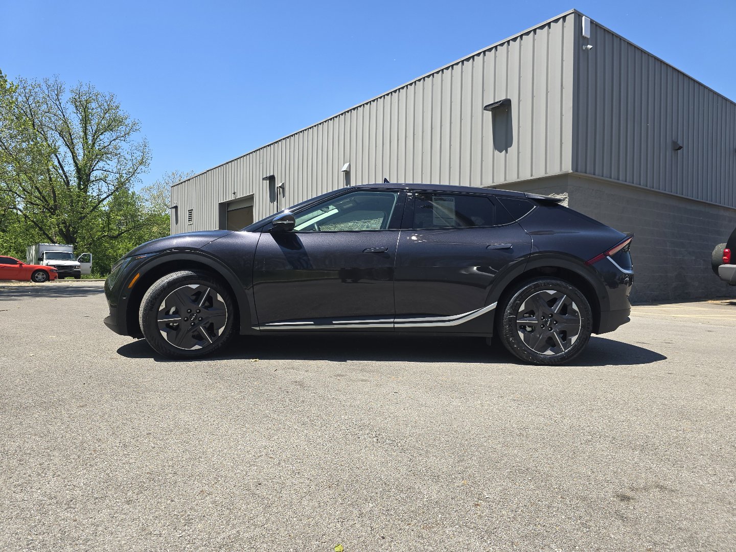 Used 2025 Kia EV6 Light w/ Light LR Technology Package AWD/4WD image 13