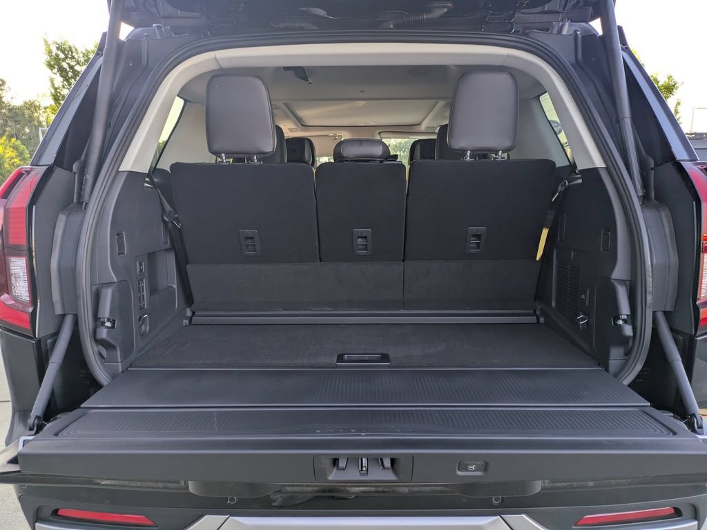 New 2026 Ford Expedition Platinum w/ Platinum Ultimate Package AWD/4WD image 12