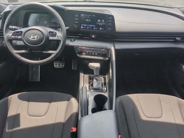 Certified 2026 Hyundai Elantra Sport FWD image 14