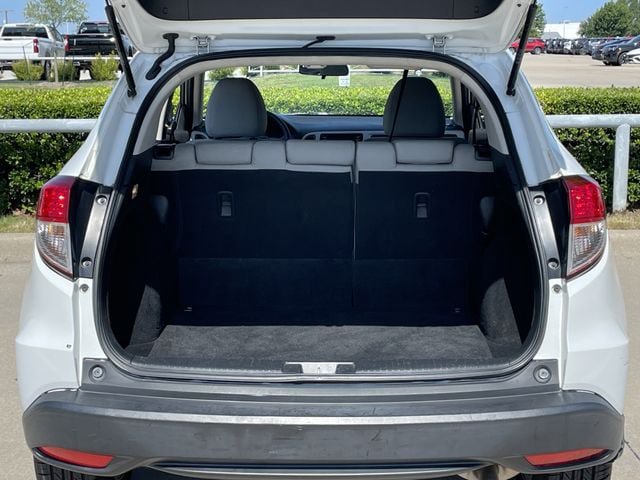 Certified 2021 Honda HR-V LX image 27