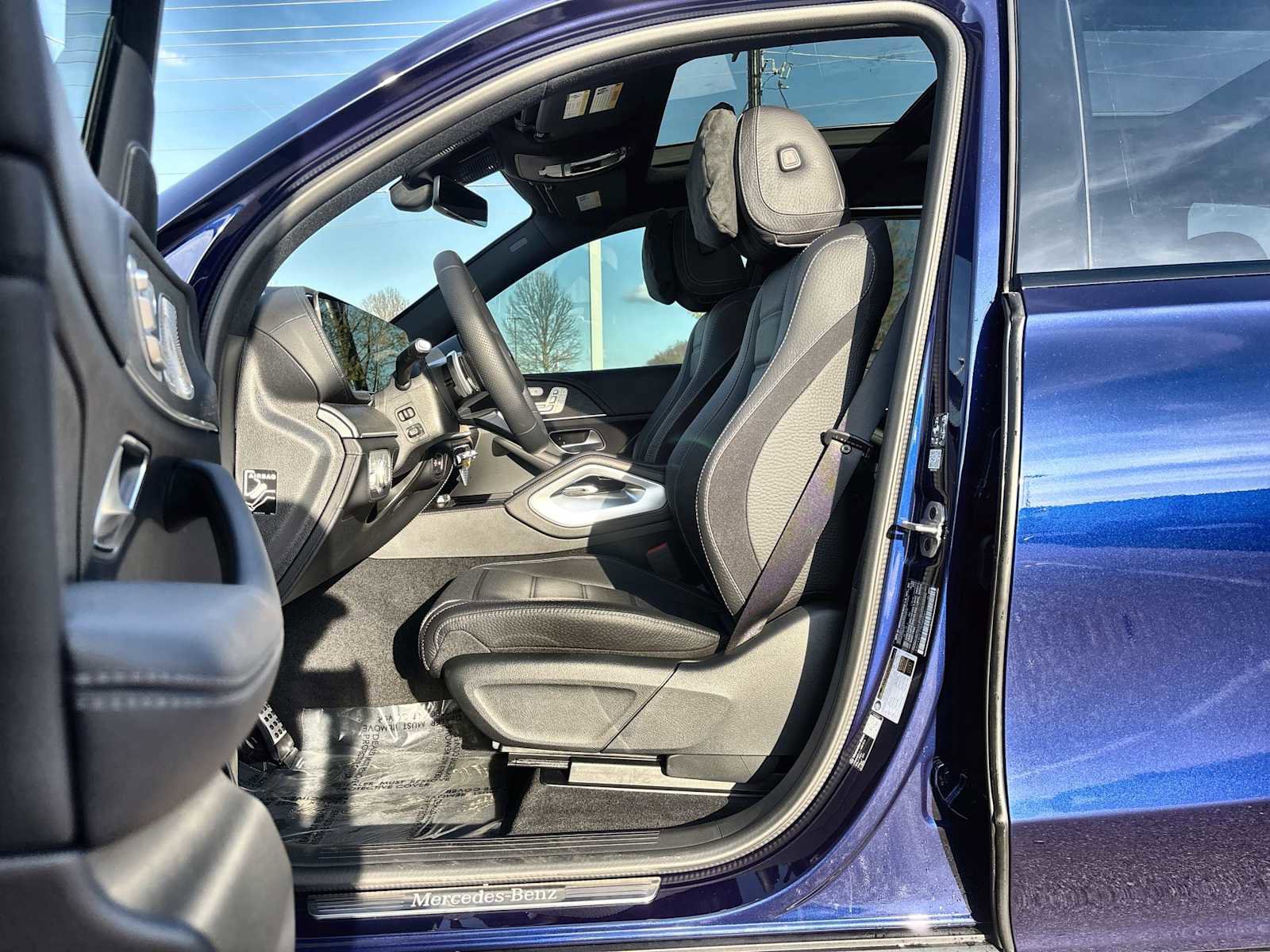 New 2026 Mercedes-Benz GLS 580 4MATIC image 2