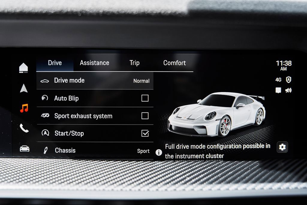 Used 2025 Porsche 911 GT3 RWD image 71