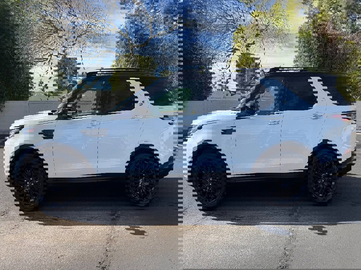 Used 2020 Land Rover Discovery HSE Luxury image 5