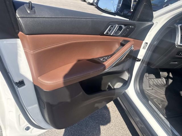 Used 2022 BMW X6 xDrive40i image 17