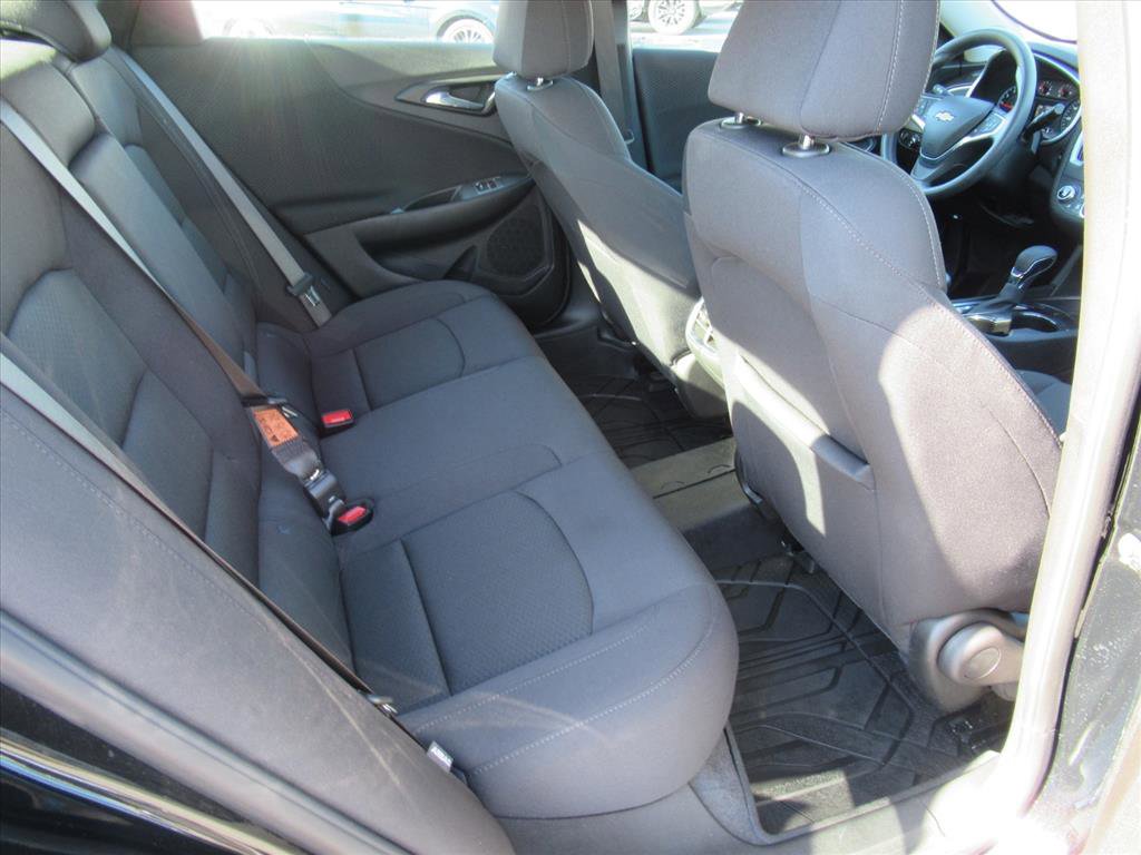 Used 2024 Chevrolet Malibu LT image 13