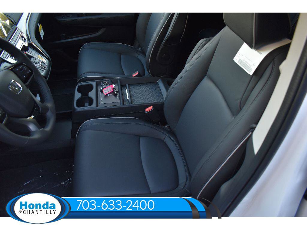 New 2026 Honda Odyssey Touring image 14