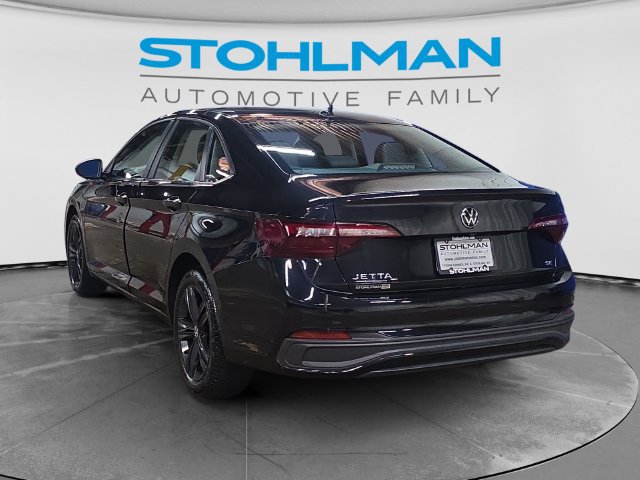 Used 2023 Volkswagen Jetta SE FWD image 7