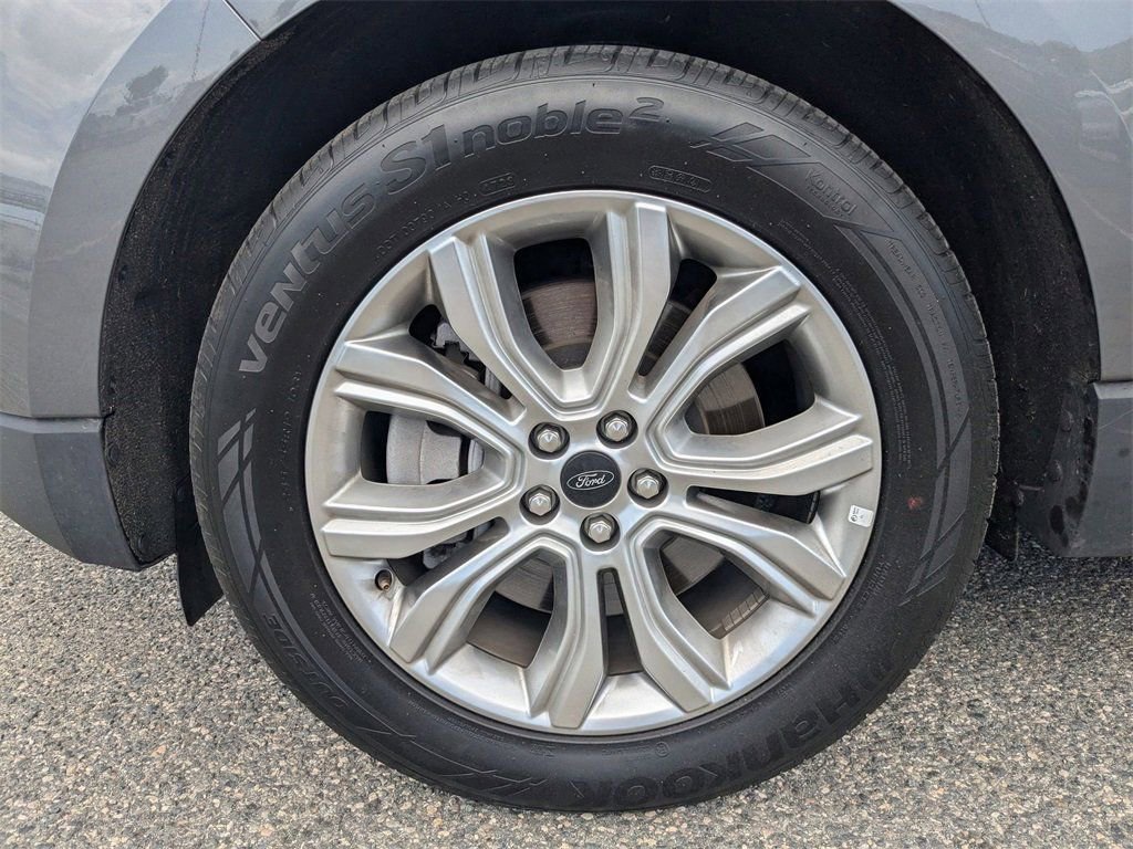 Used 2024 Ford Edge Titanium image 14