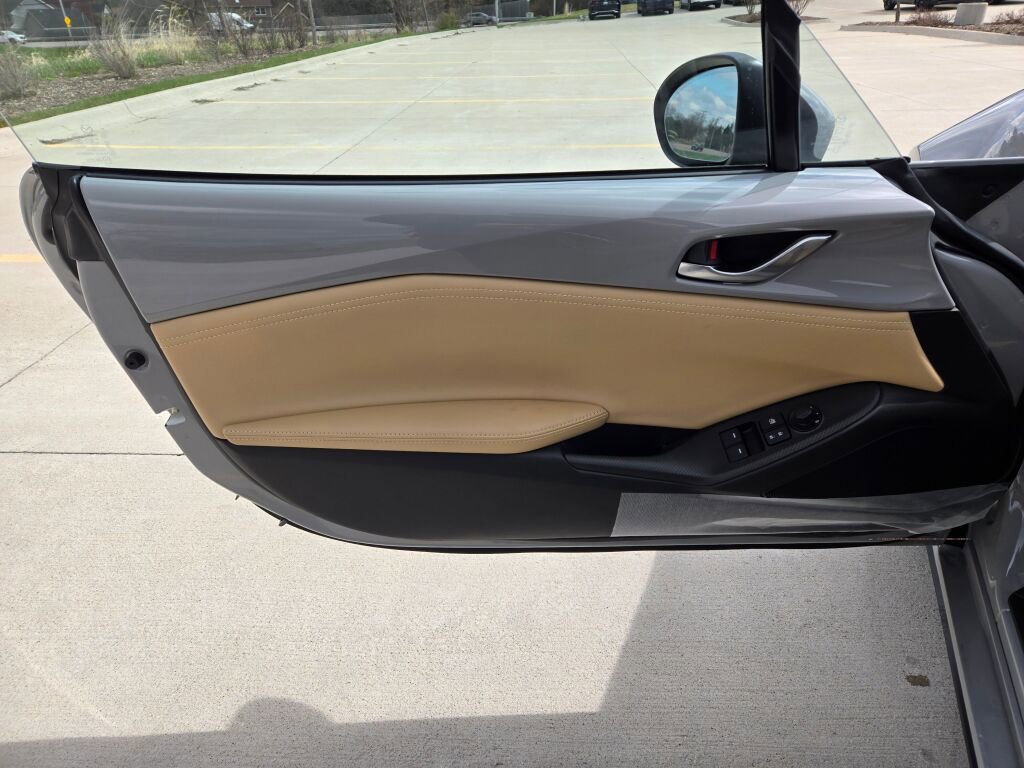 New 2026 MAZDA MX-5 Miata RF Grand Touring image 13