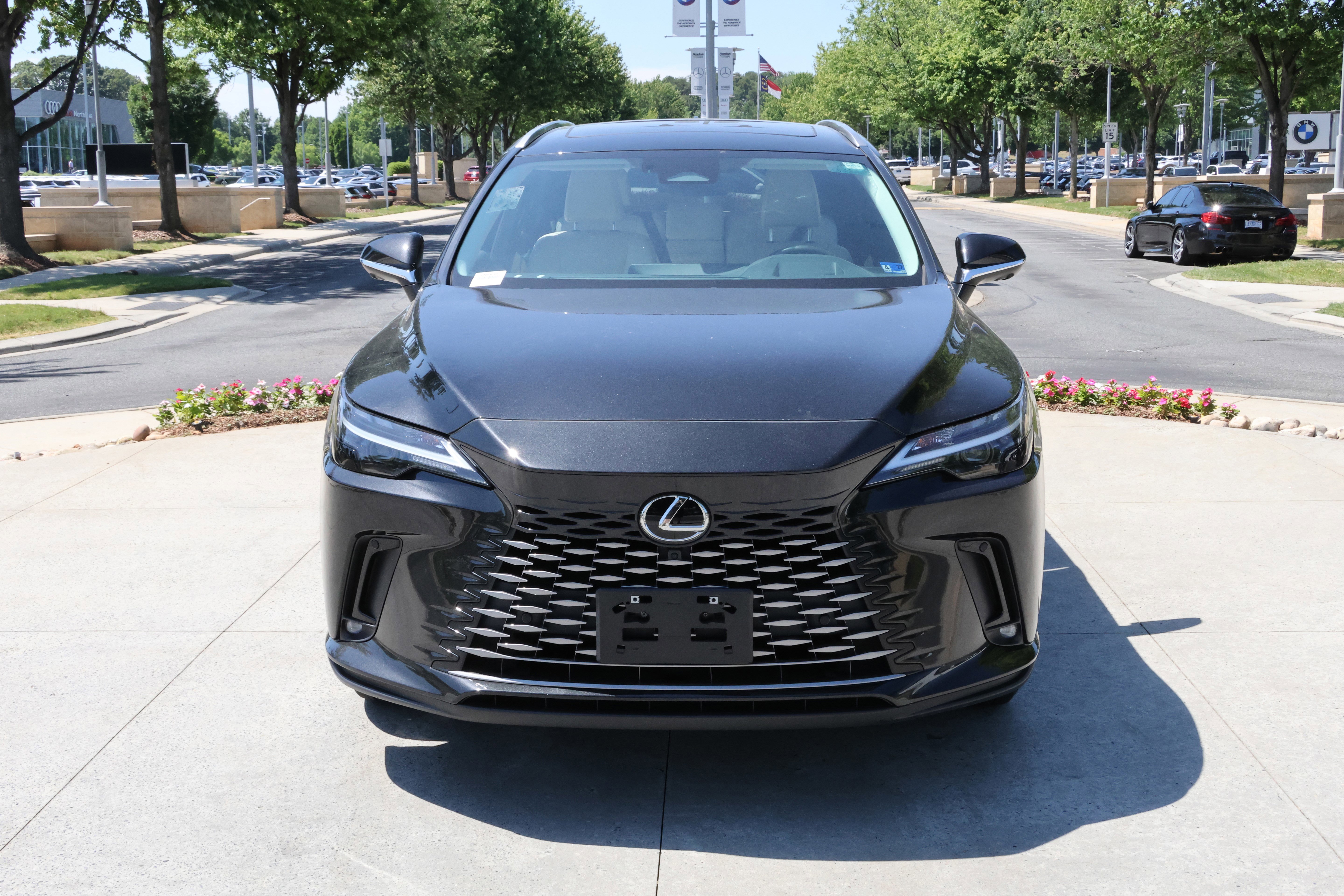 Used 2023 Lexus RX 350 Premium Plus w/ Cold Area Package AWD/4WD image 3