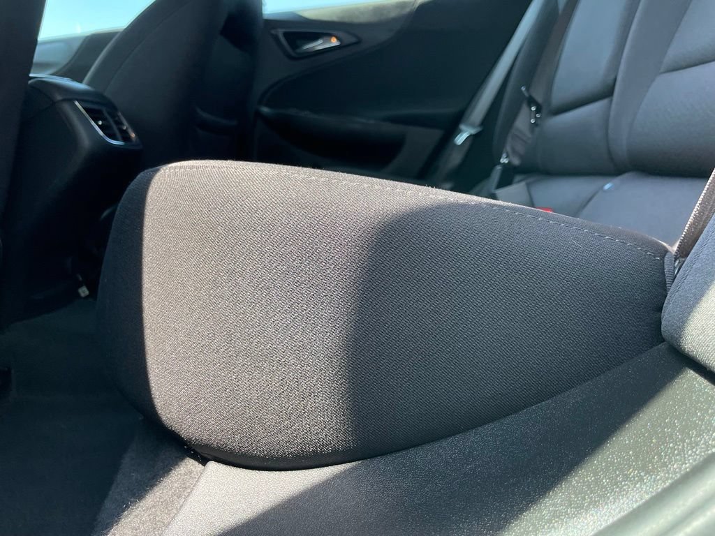 Used 2025 Chevrolet Malibu LT FWD image 39