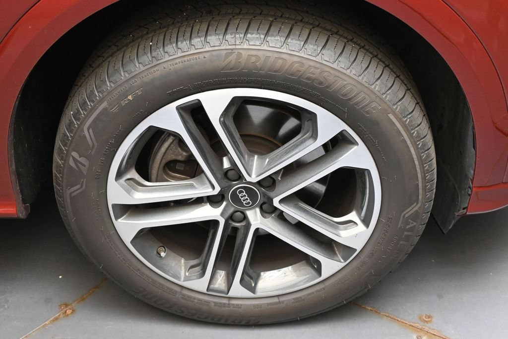 Certified 2025 Audi Q5 Premium Plus w/ Premium Plus AWD/4WD image 10