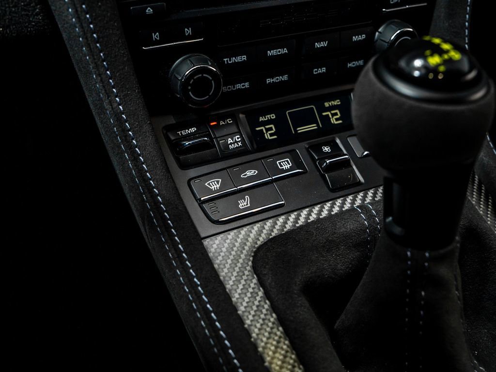 Used 2024 Porsche 718 Cayman GT4 RS image 25