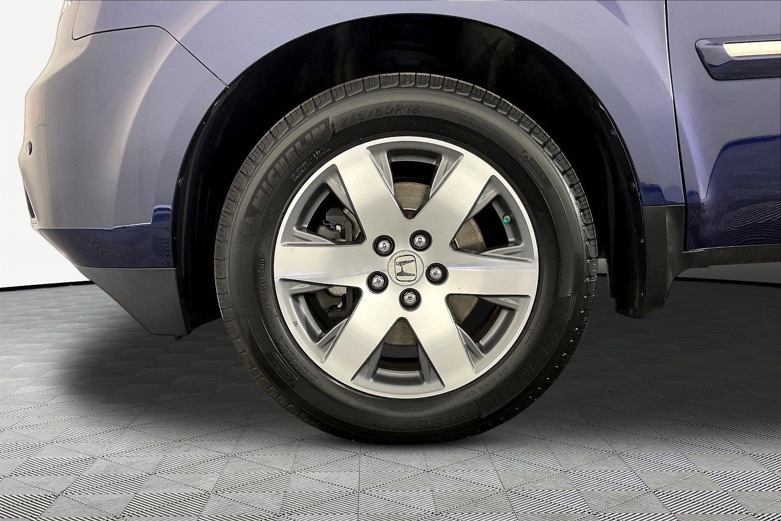 Used 2014 Honda Pilot Touring image 35