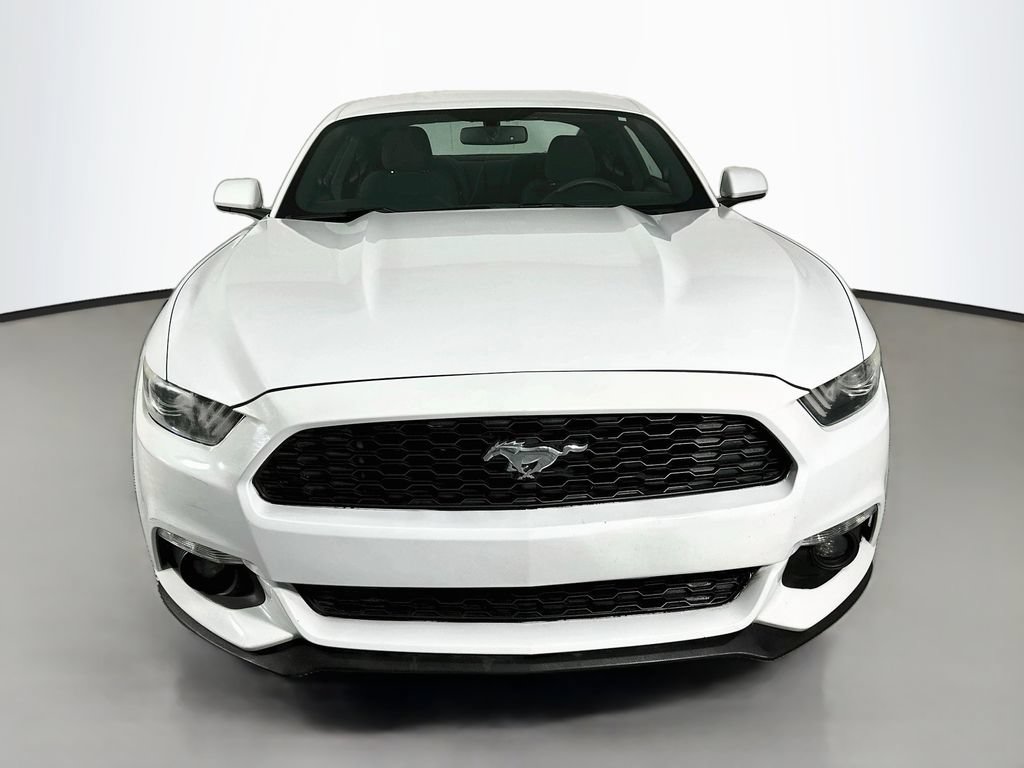 Used 2016 Ford Mustang Coupe RWD image 6