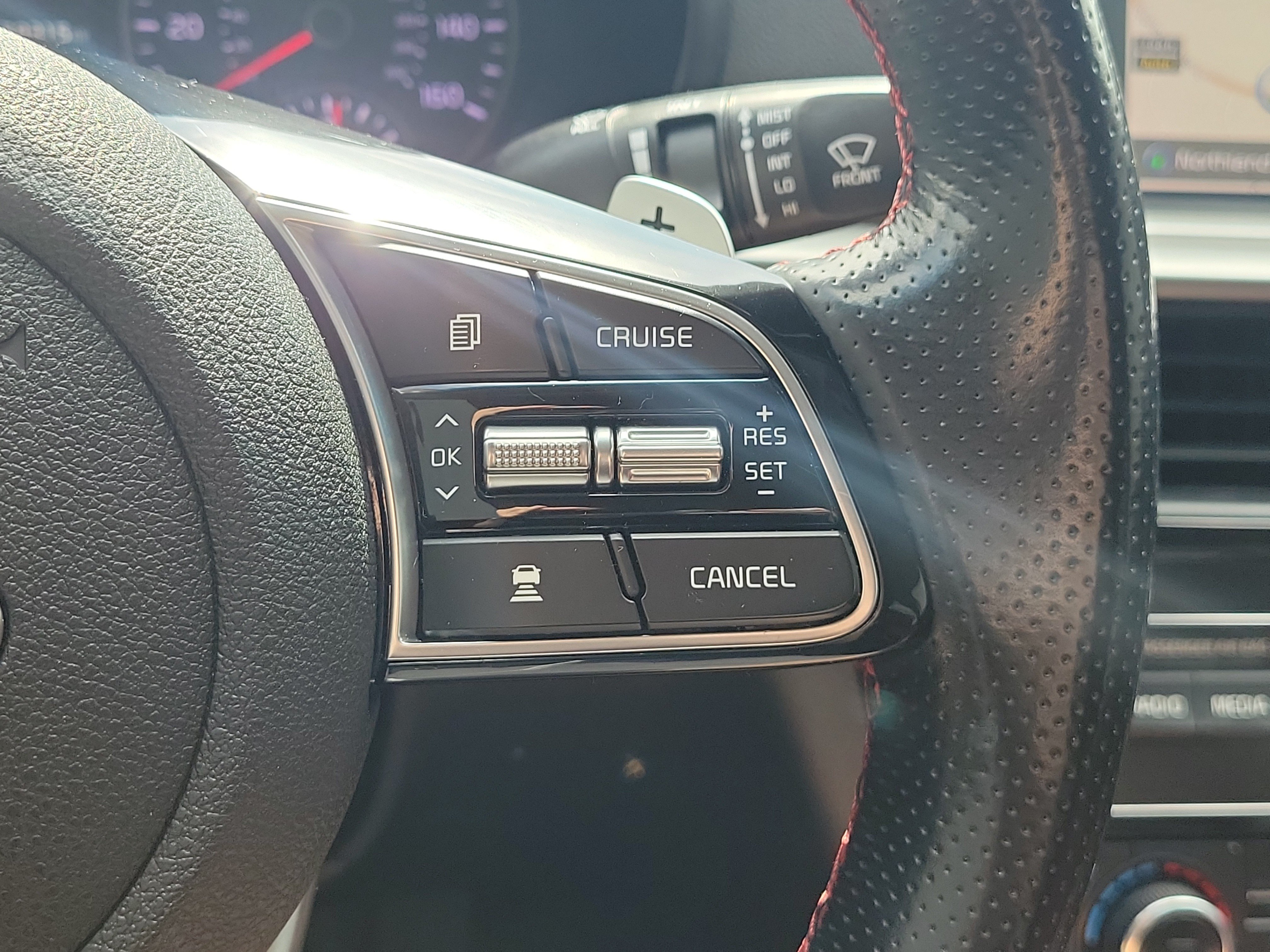 Used 2019 Kia Optima SX FWD image 17