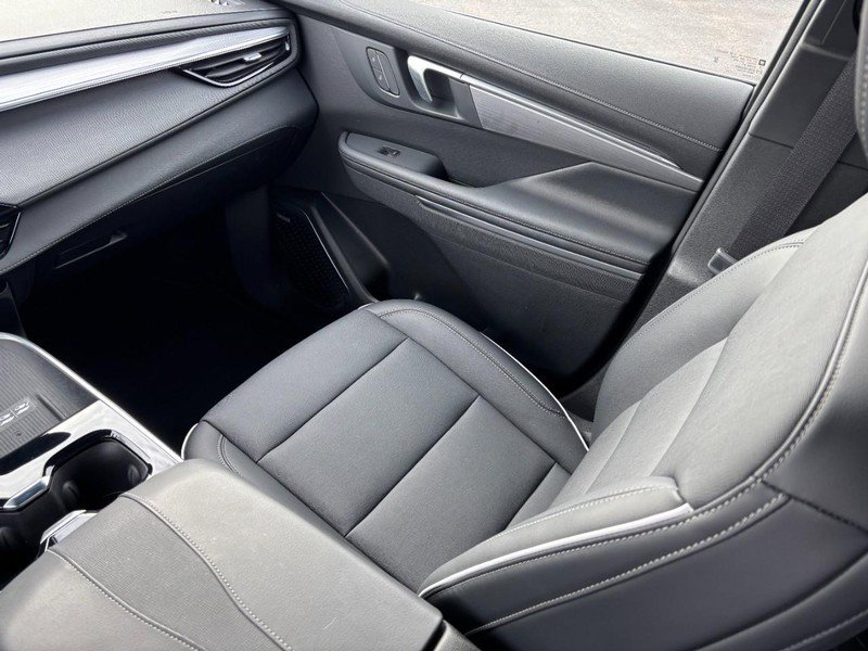 Certified 2025 Buick Enclave Preferred image 15