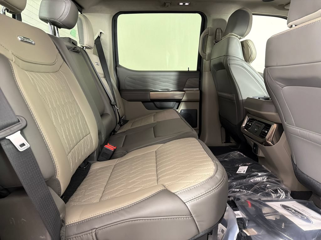 New 2026 Ford F350 Platinum w/ Platinum Plus Package AWD/4WD image 23