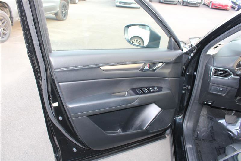 Used 2021 MAZDA CX-5 Touring image 11