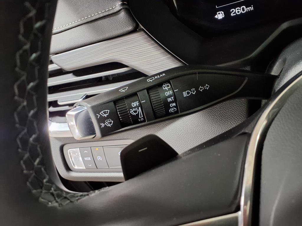 Used 2025 GMC Acadia Elevation image 10