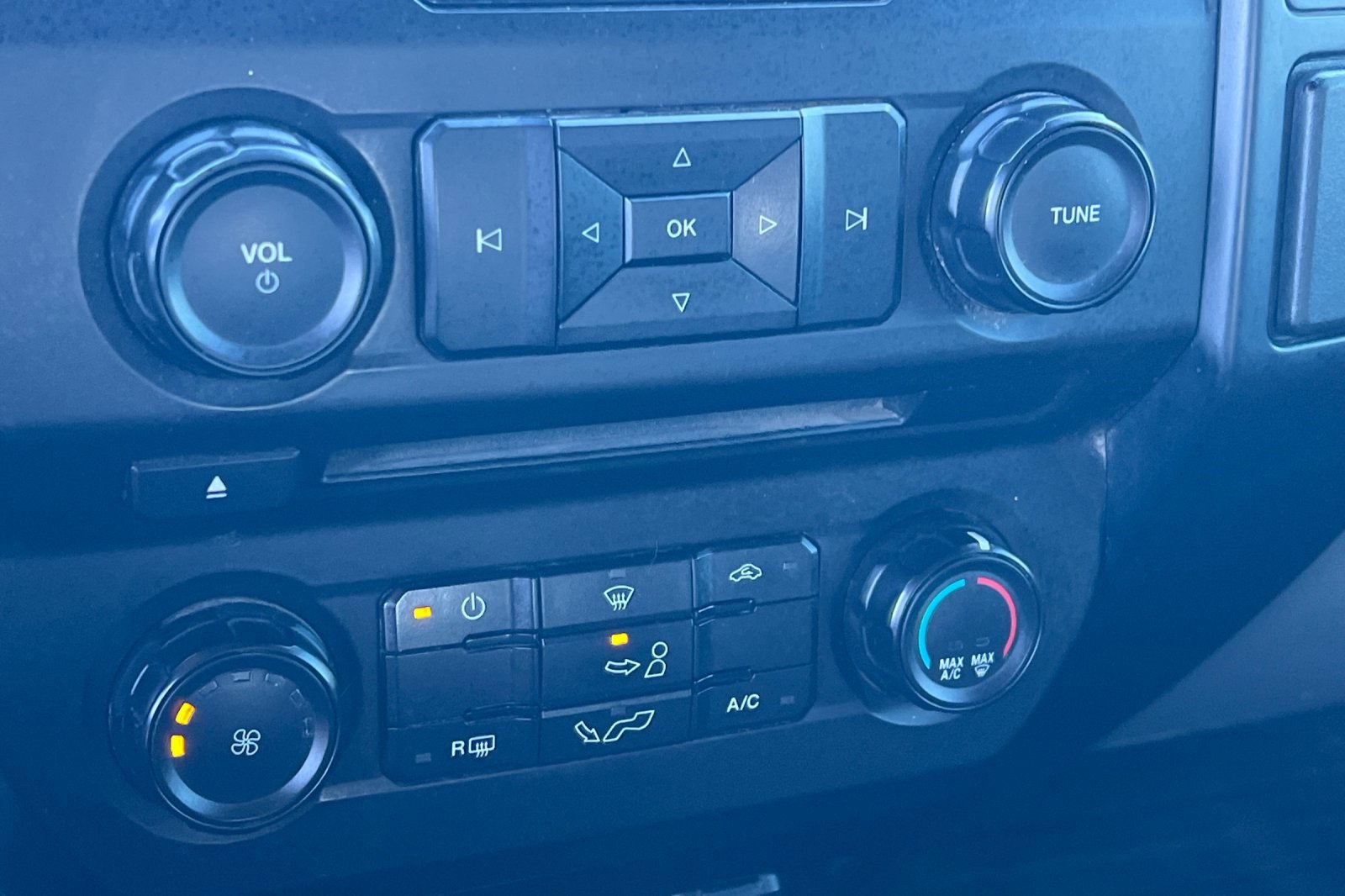 Used 2017 Ford F150 XL w/ Equipment Group 101A Mid image 16