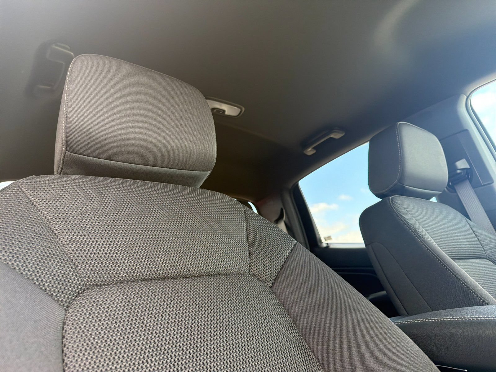 New 2026 GMC Canyon Elevation w/ Convenience Package RWD image 15